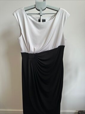 connected apparel Two-Tone White and Black Midi Sheath Dress